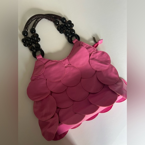 Vintage Leather Barbie Pink Tote Bag with petals and beads - Picture 5 of 7